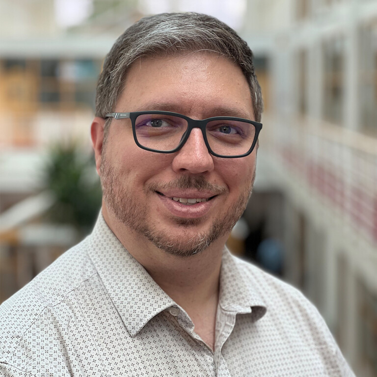 Daniel Barr, Senior Application Scientist